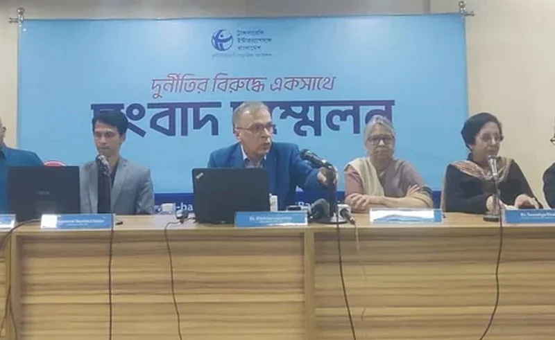 এক মন্ত্রীর বিদেশে ২ হাজার ৩১২ কোটি টাকার ব্যবসা রয়েছে