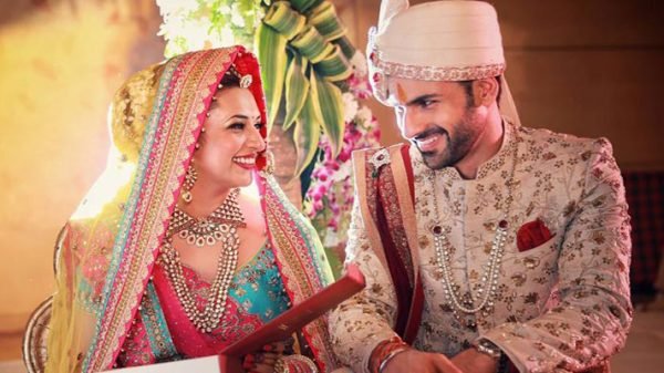 যে ৫ কারণে জীবনসঙ্গী আপনার বিপরীত স্বভাবের