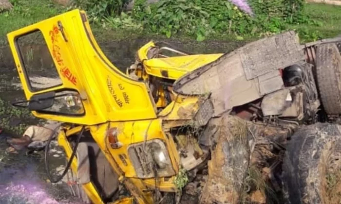 গোপালগঞ্জে বাস-ট্রাক মুখোমুখি সংঘর্ষে নিহত ২