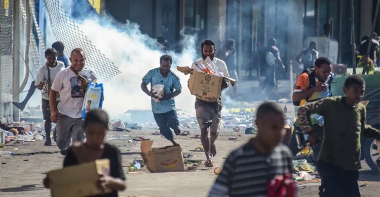 পাপুয়া নিউ গিনিতে দাঙ্গা-লুটপাট, বহু হতাহতের শঙ্কা