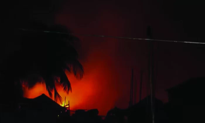 তেজগাঁওয়ে বস্তিতে আগুন, ২ জনের মৃত্যু