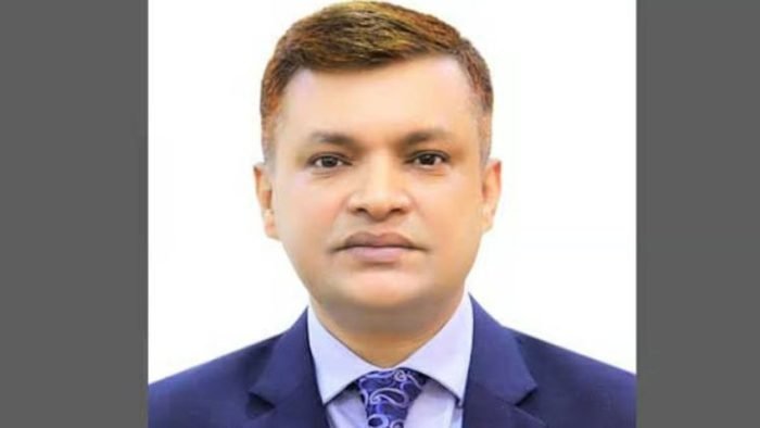 শিক্ষামন্ত্রীর একান্ত সচিব হলেন শাহগীর আলম