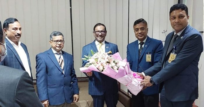 স্বাস্থ্য পরীক্ষার জন্য সিঙ্গাপুর গেলেন ওবায়দুল কাদের