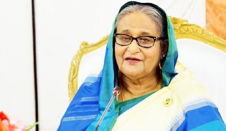 কবি জসীম উদ্‌দীন বাংলা সাহিত্যকে বিশেষ আসনে অধিষ্ঠিত করেছেন