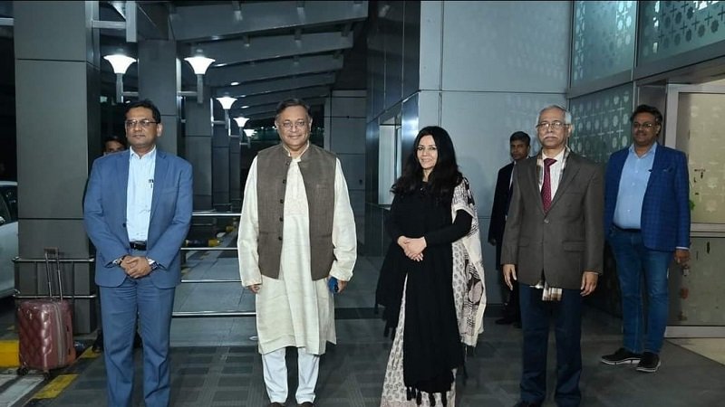 তিন দিনের সফরে দিল্লি গেলেন পররাষ্ট্রমন্ত্রী