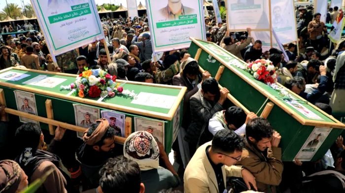 মার্কিন নেতৃত্বাধীন হামলায় ১৭ হুথি যোদ্ধা নিহত