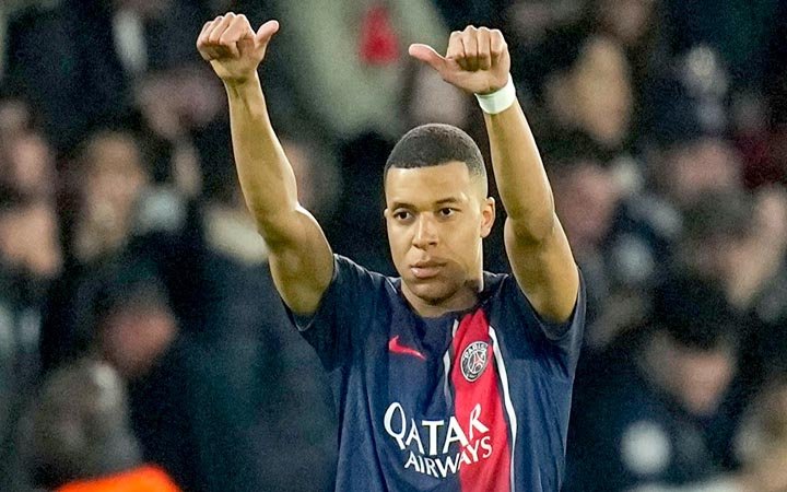 অবশেষ গুঞ্জন হলো সত্যি, পিএসজি ছাড়ছেন এমবাপে