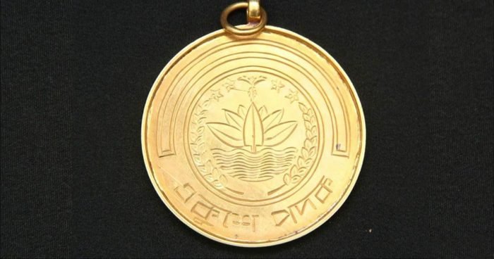 আজ ২১ বিশিষ্টজনের হাতে একুশে পদক তুলে দেবেন প্রধানমন্ত্রী