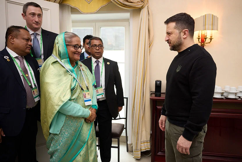 জেলেনস্কির সঙ্গে বৈঠকে রাশিয়া-ইউক্রেন যুদ্ধ বন্ধের উপায় খোঁজার আহ্বান প্রধানমন্ত্রীর