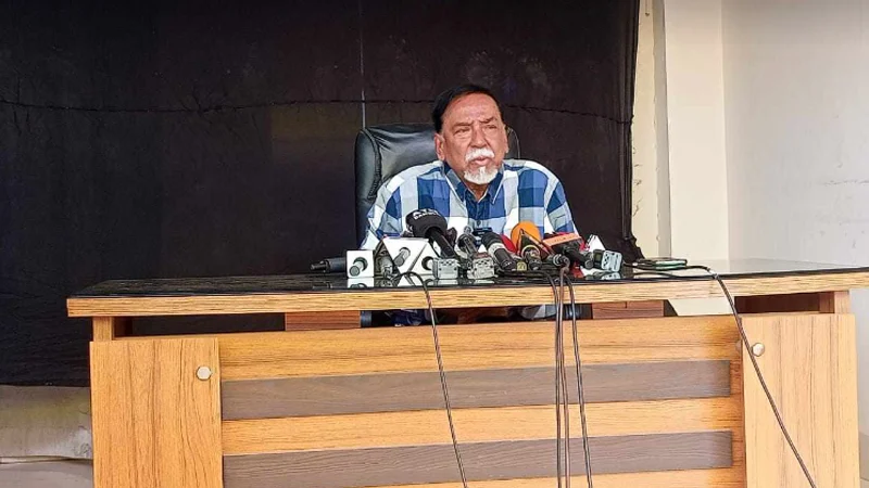 সাকিব আল হাসান ও আমার ছবি নিয়ে চাঞ্চল্য সৃষ্টি হয়ে