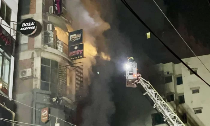 ৯ বছরে আগুনে ১০৫১ জন নিহত, আহত ৩৬০৬