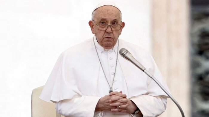 পোপের আহ্বান প্রত্যাখ্যান ইউক্রেনের
