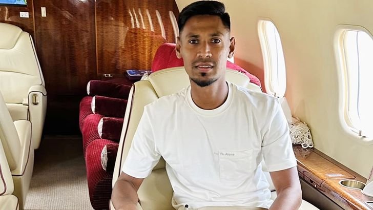 আইপিএল খেলতে দেশ ছাড়লেন মোস্তাফিজ