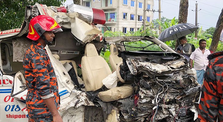 গোপালগঞ্জে সড়ক দুর্ঘটনায় নিহত ৫