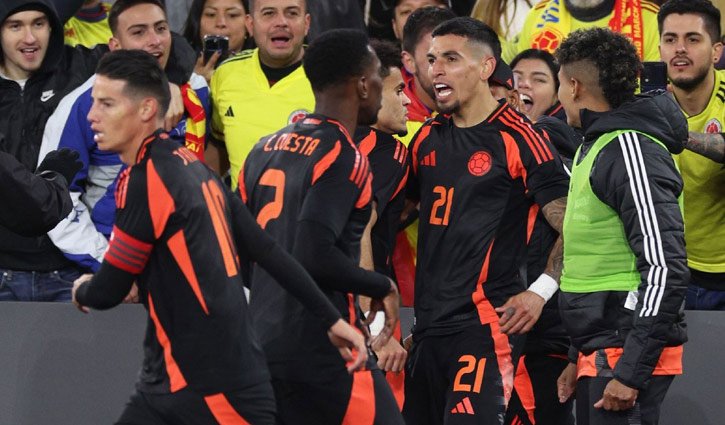 স্পেনকে হারিয়ে দিল কলম্বিয়া