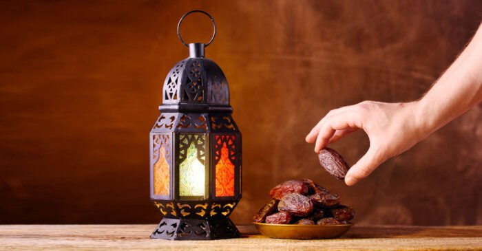 ইচ্ছাকৃত রমজানের রোজা না রাখার শাস্তি ভয়াবহ