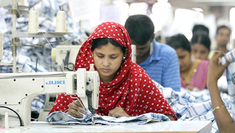 ঈদের ছুটির আগেই সব খাতের শ্রমিকদের বেতন-বোনাস পরিশোধের নির্দেশ