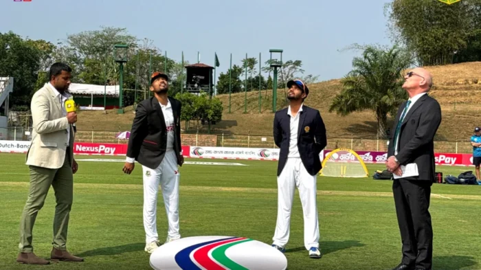 টস জিতে ফিল্ডিংয়ে বাংলাদেশ, অভিষেক নাহিদ রানার