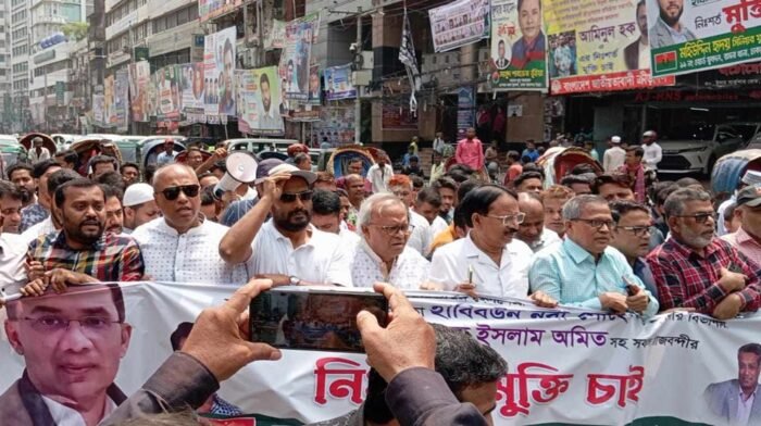 সোহেলের মুক্তির দাবিতে রিজভী’র নেতৃত্বে মিছিল: পুলিশের বাধা