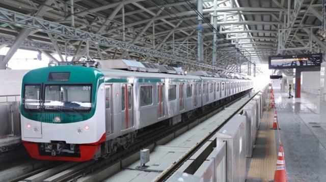 দুদিন পর আজ থেকে ফের চালু মেট্রোরেল