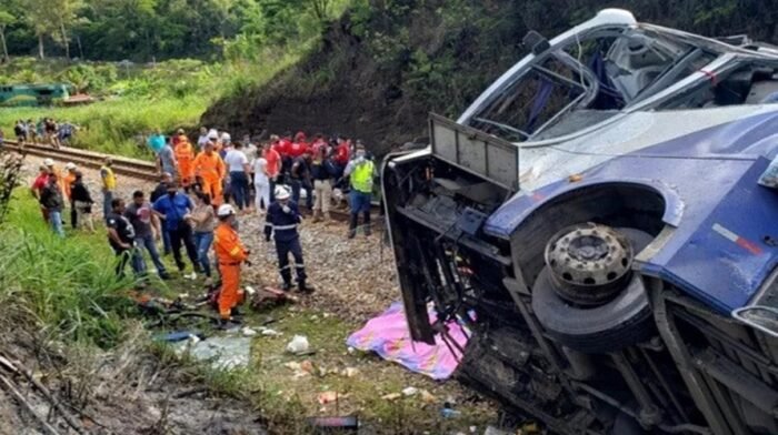 ব্রাজিলে বাস দুর্ঘটনায় ৯ জন নিহত