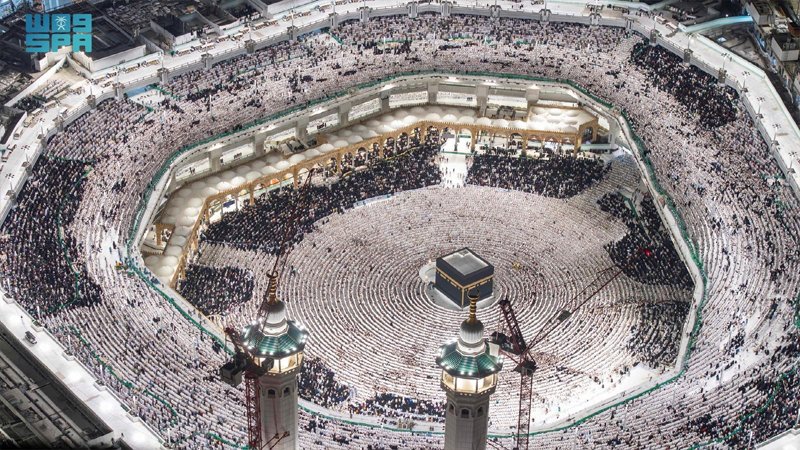 এবার ওমরাহ ভিসার মেয়াদ কমালো সৌদি