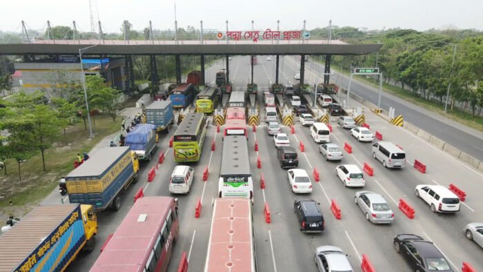 পাঁচ দিনে পদ্মা সেতুতে টোল আদায় সাড়ে ১৪ কোটি টাকার বেশি