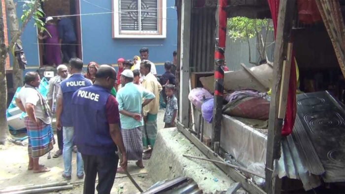 মুন্সীগঞ্জে দুই গ্রুপের সংঘর্ষ, আহত ৭