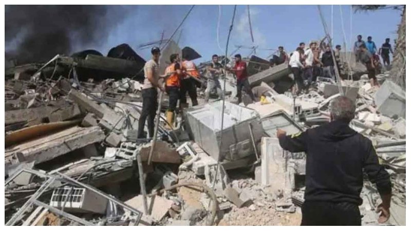 গাজায় ইসরাইলি হামলায় নিহতের সংখ্যা ৩৪ হাজার ছাড়াল