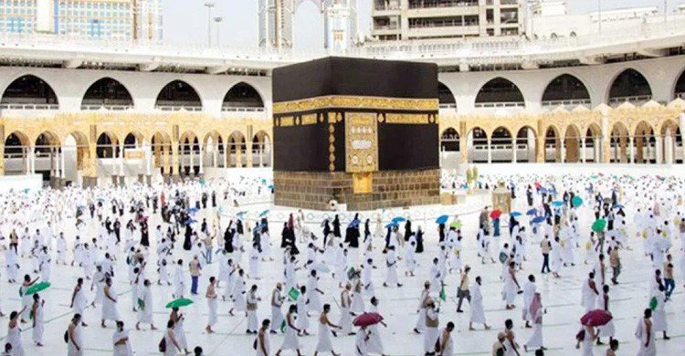 এখন থেকে ওমরাহ করা যাবে যে কোনো ভিসায়