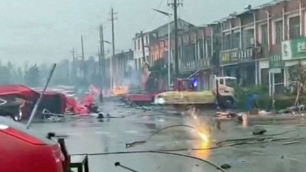 চীনে টর্নেডোর তাণ্ডবে নিহত পাঁচ, আহত ৩৩