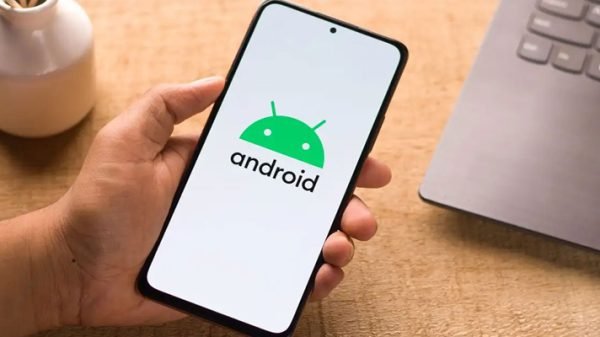 নতুন ১০ ফিচার নিয়ে আসছে অ্যান্ড্রয়েড ১৫