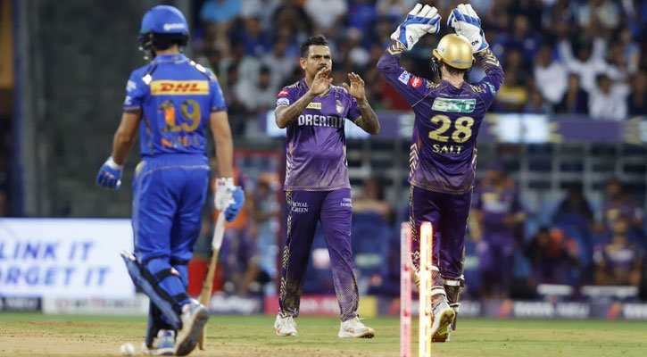 টানা চতুর্থ হারে বিপর্যস্ত মুম্বাই, উড়ছে কলকাতা