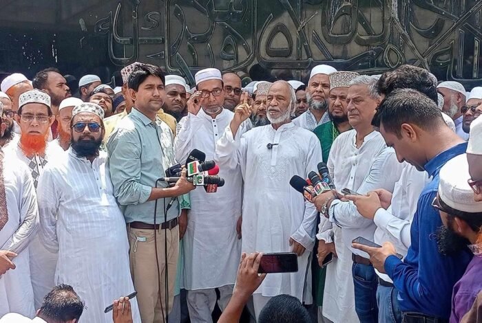 সরকার পতনের লক্ষ্যে বিরোধী দলগুলো একাত্ম