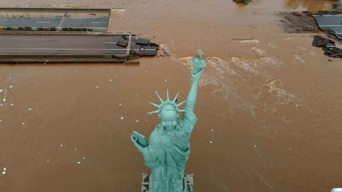ব্রাজিলে বন্যায় মৃতের সংখ্যা বেড়ে ৭৮