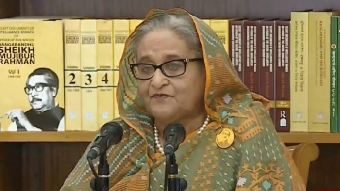 ছাত্রীদের চেয়ে ছাত্ররা পিছিয়ে, কারণ খুঁজতে বললেন প্রধানমন্ত্রী