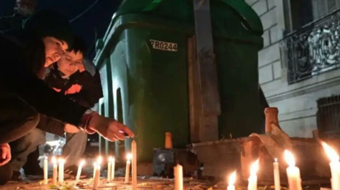 বৃদ্ধের দেয়া আগুনে পুড়ে ৩ সমকামী নারীর মৃত্যু