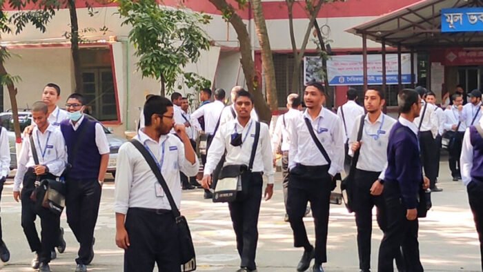 কলেজে ভর্তিযুদ্ধ শুরু রোববার