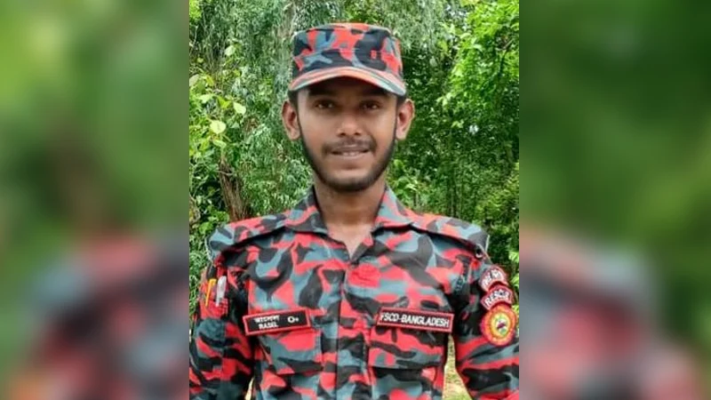 ঝড়ের সময় উদ্ধার কাজে গিয়ে বিদ্যুৎস্পৃষ্টে ফায়ার ফাইটারের মৃত্যু
