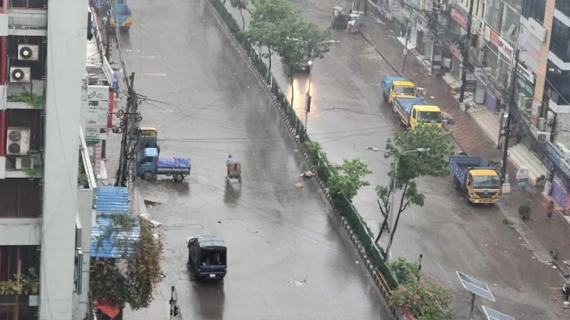 ঝড়বৃষ্টিতে ঢাকার বায়ুমানে বড় সুখবর