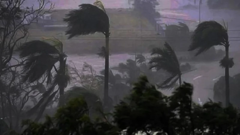 দুপুরের মধ্যে ৮০ কিলোমিটার বেগে ঝড়ের পূর্বাভাস