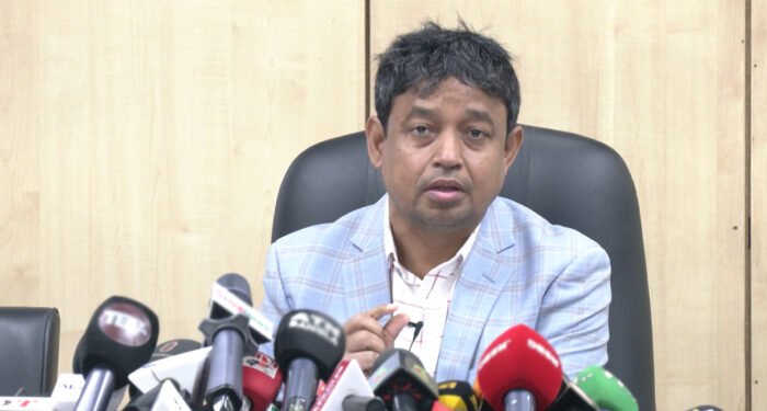 সিয়ামকে নেপালে আটক করা হয়েছে