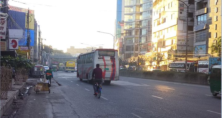 ঢাকার বাতাসে সুখবর