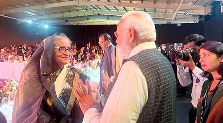 শেখ হাসিনা-নরেন্দ্র মোদি সংক্ষিপ্ত শুভেচ্ছা বিনিময়