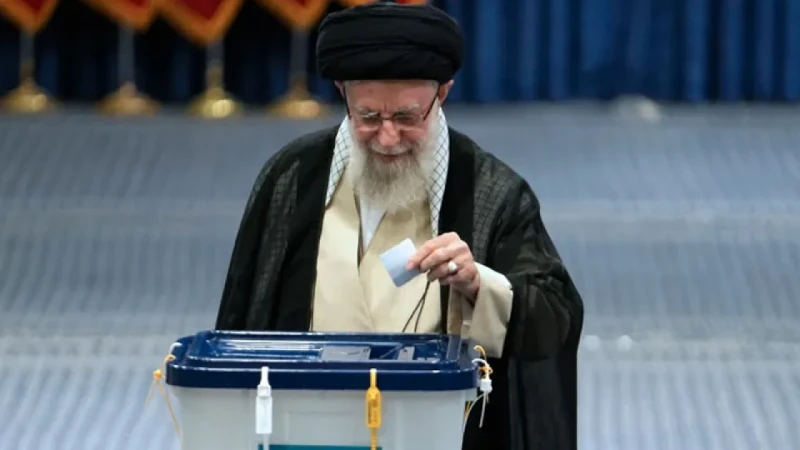 ইরানে ভোটগ্রহণ শুরু, ভোট দিলেন সর্বোচ্চ নেতা