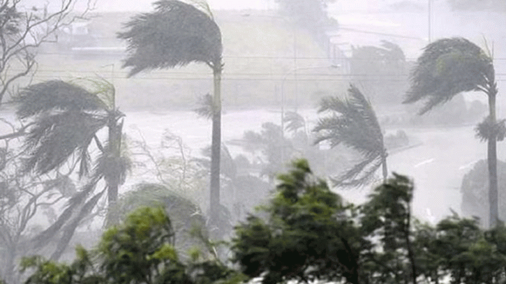 ঢাকাসহ দেশের ১৩ অঞ্চলে ৬০ কিমি বেগে ঝড়ের আশঙ্কা, নদীবন্দরে সতর্কতা
