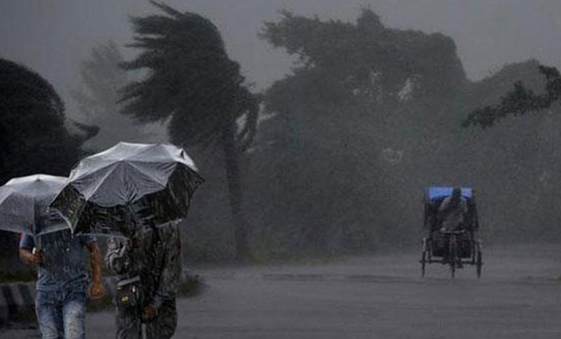 দেশের ৪ বিভাগে ভারী বর্ষণের আভাস