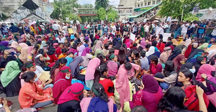 কোটাবিরোধী আন্দোলনকারী শিক্ষার্থীদের ক্লাসে ফিরে যাওয়ার আহ্বান প্রধান বিচারপতির