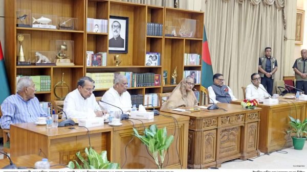 জামায়াত-শিবিরের রাজনীতি নিষিদ্ধে একমত ১৪ দলের নেতারা