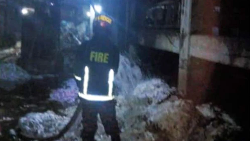 মধ্যরাতে কর্ণফুলী পেপার মিলে আগুন